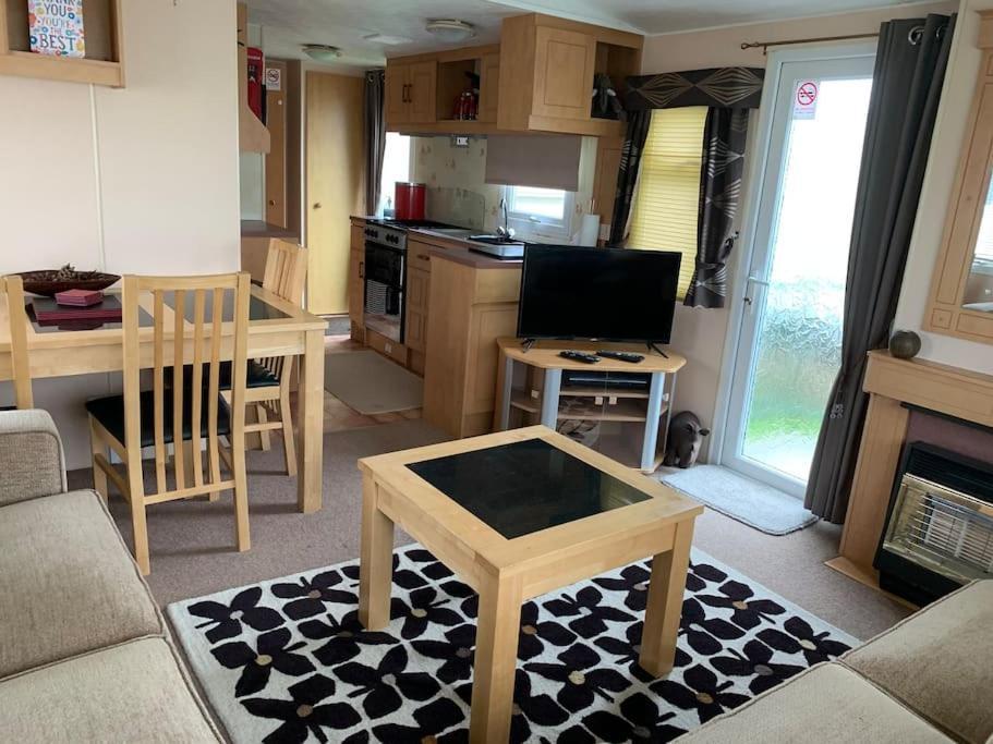 英戈尔德梅尔斯6 Berth Caravan On Sealands Site. Double Glazing别墅 外观 照片